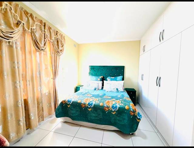 2 BEDROOM APARTMENT FOR SALE IN MUSGRAVE